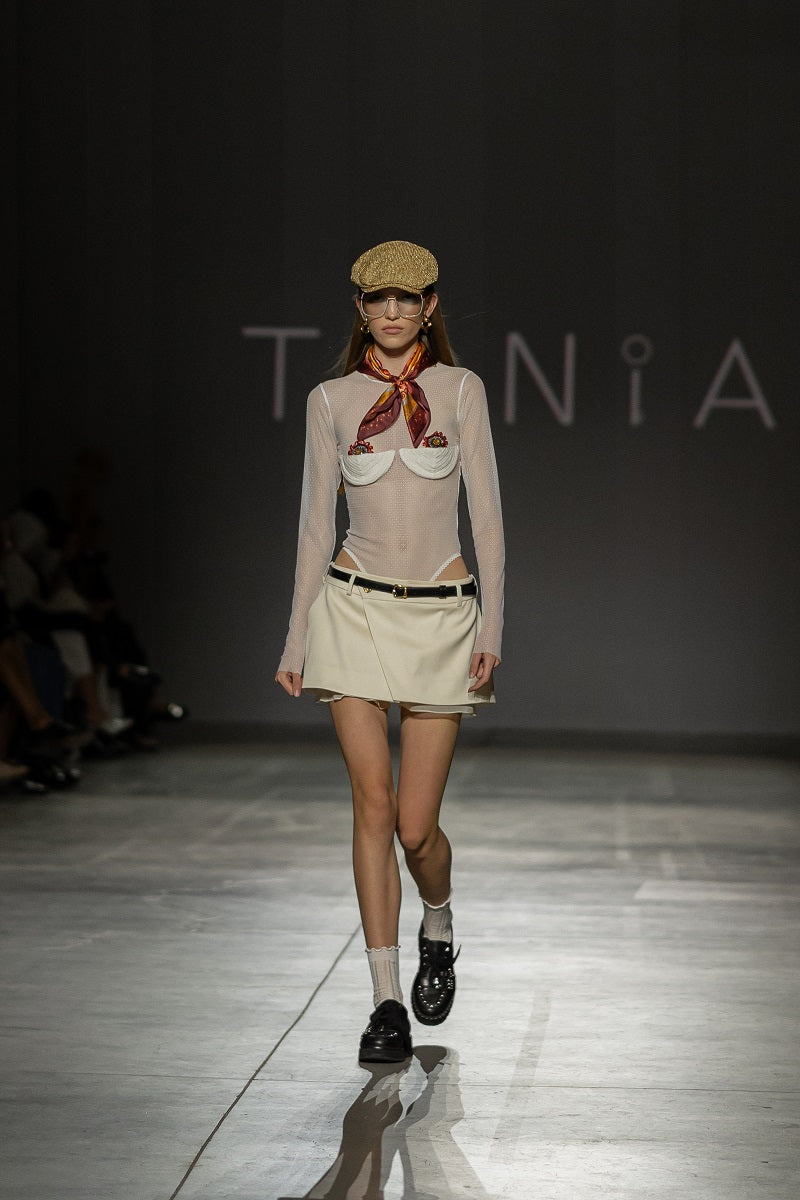 NEW LOOK SKORT IN WHITE