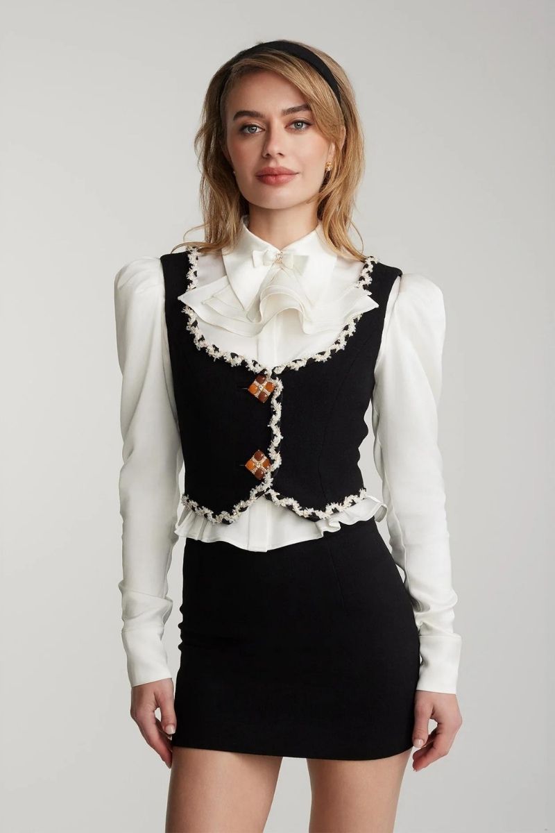 LISETTE BLACK MINI SKIRT