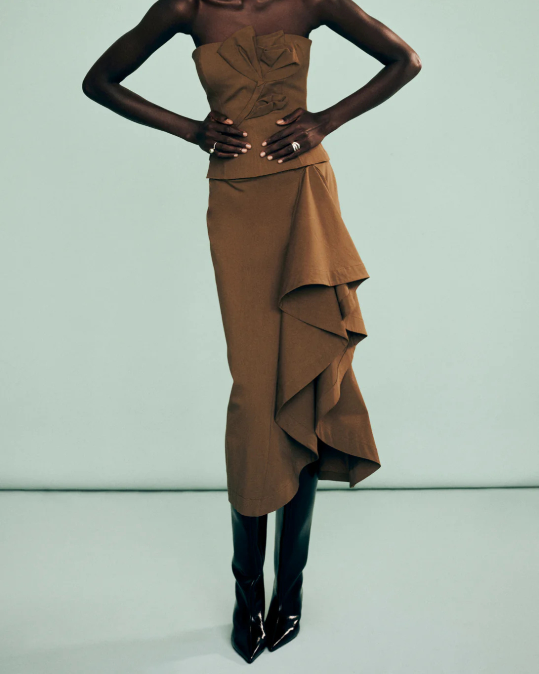 RUFFLE DETAIL PENCIL SKIRT