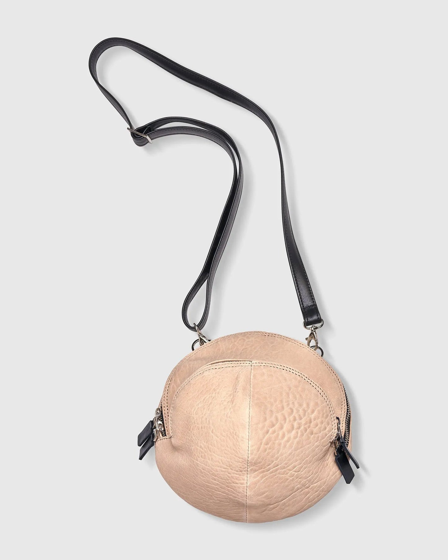 Circle Canteen Bag, Nude