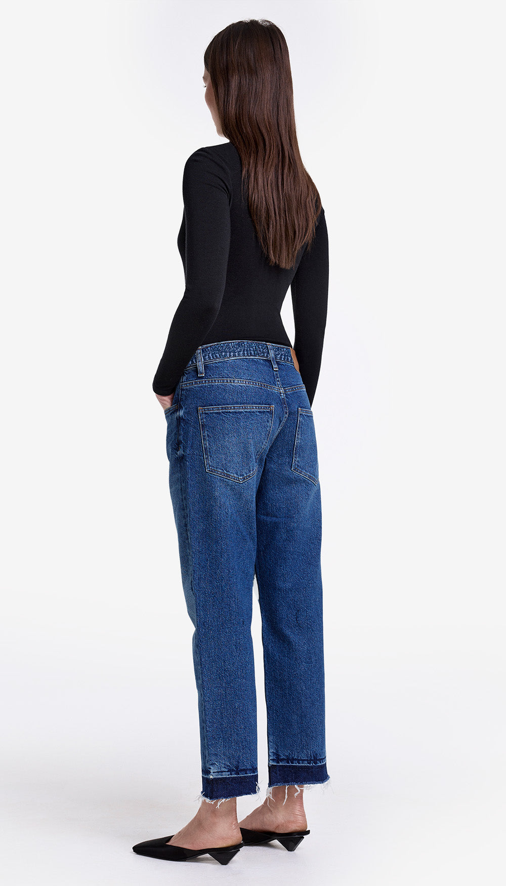 Lark Low Rise Crop Relaxed Jean