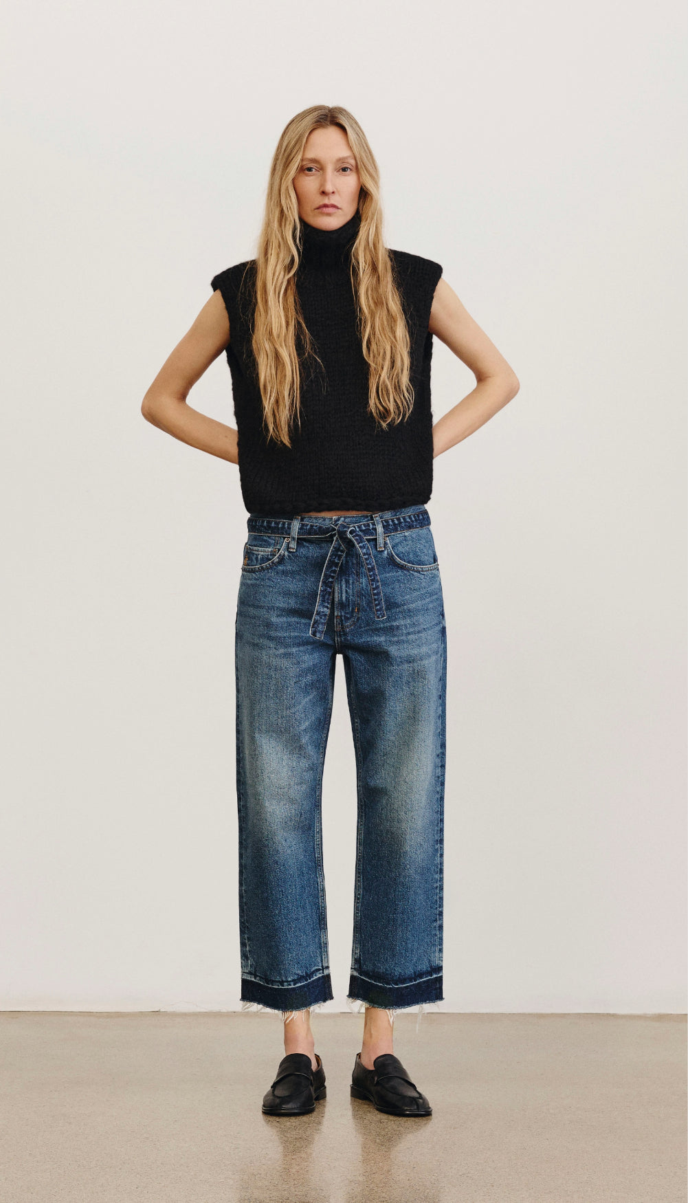 Lark Low Rise Crop Relaxed Jean