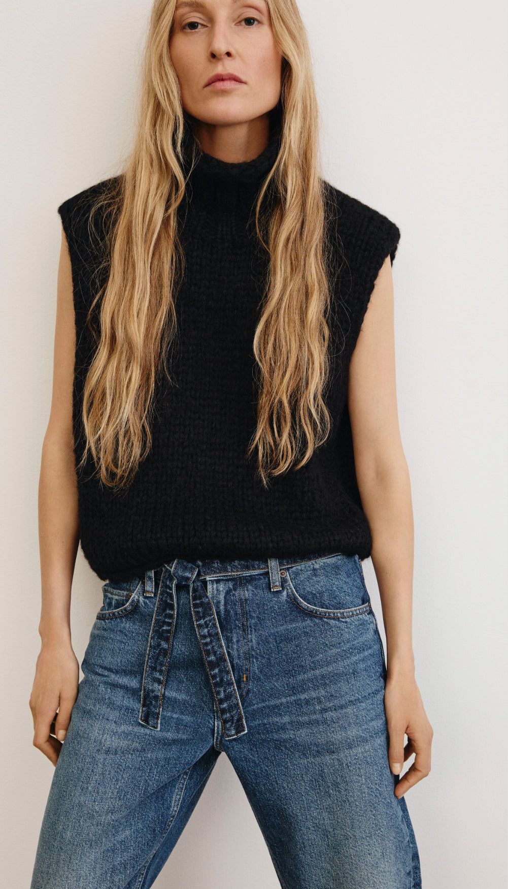 Lark Low Rise Crop Relaxed Jean