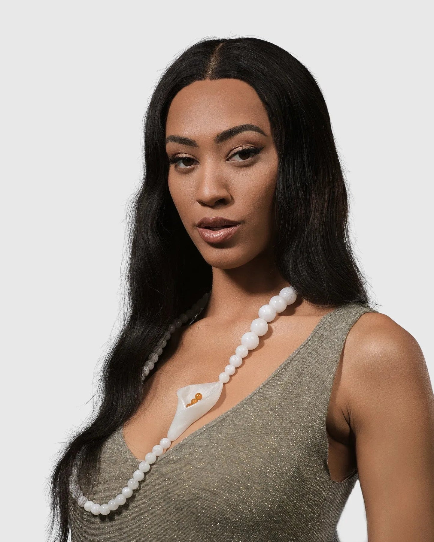 Lily Bead Necklace, White