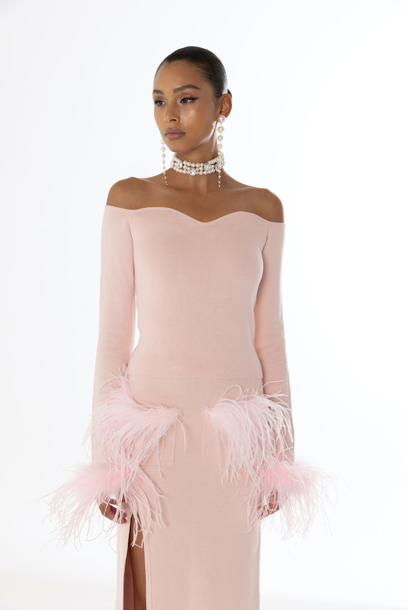 PINK VANILLA KNIT SKIRT WITH FEATHERS