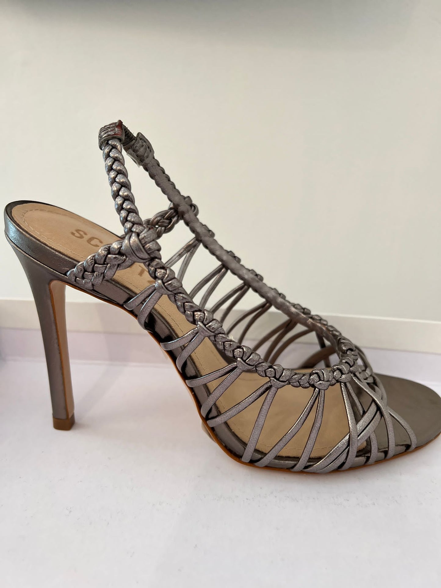 Schutz Jinny